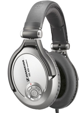 travel gadgets headphones home audio  The Bose QuietComfort 15: <br>Our New Favorite Noise Canceling Headphones