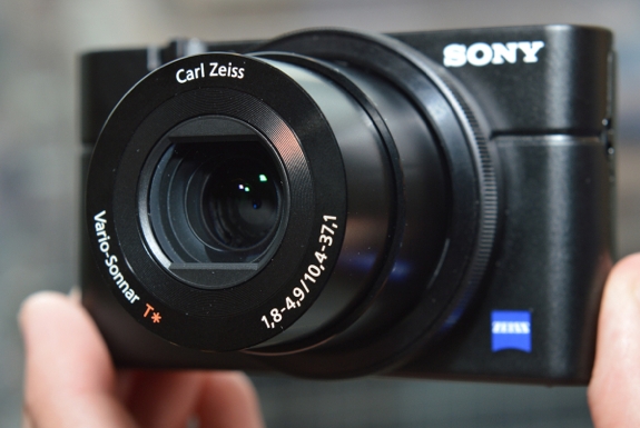 Sony RX100: Like Having an SLR in Your Pocket?